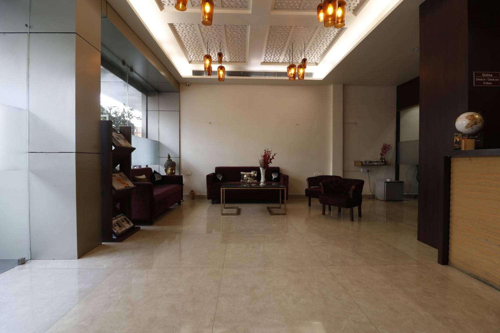 Hotel Yatri Nagpur Buitenkant foto