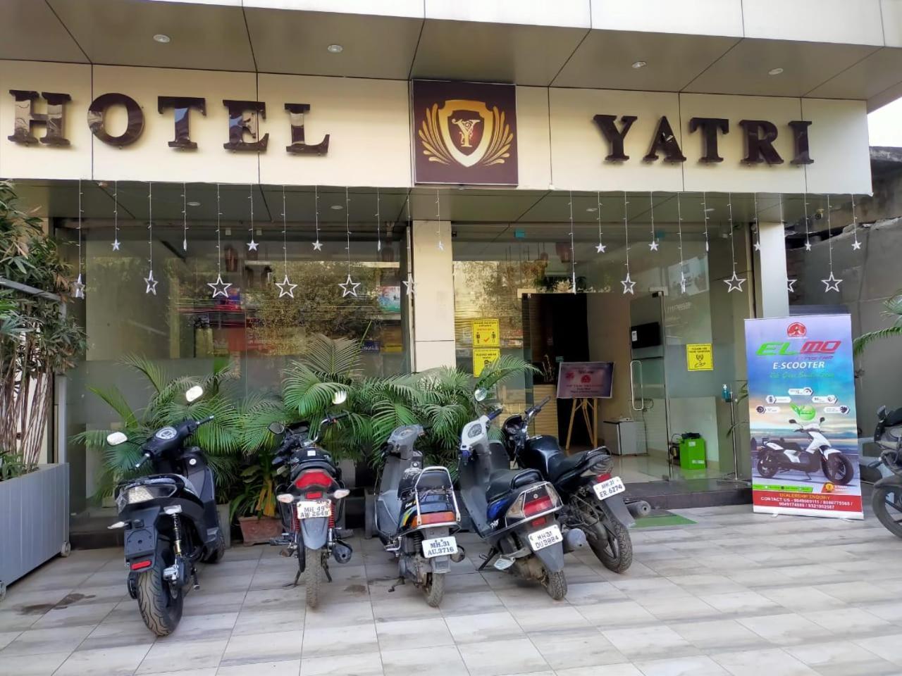 Hotel Yatri Nagpur Buitenkant foto