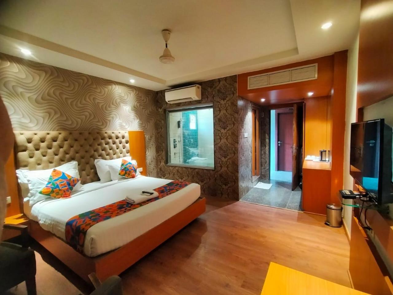 Hotel Yatri Nagpur Buitenkant foto